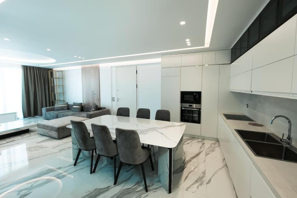 Palmera Prive Villa *