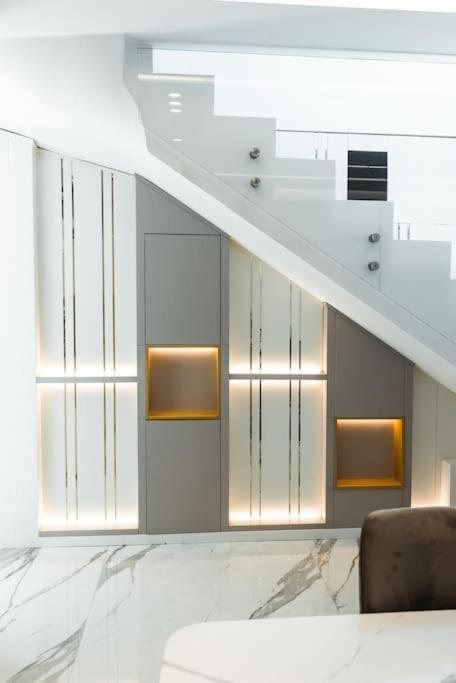 Villa Palmera Prive Sarandë